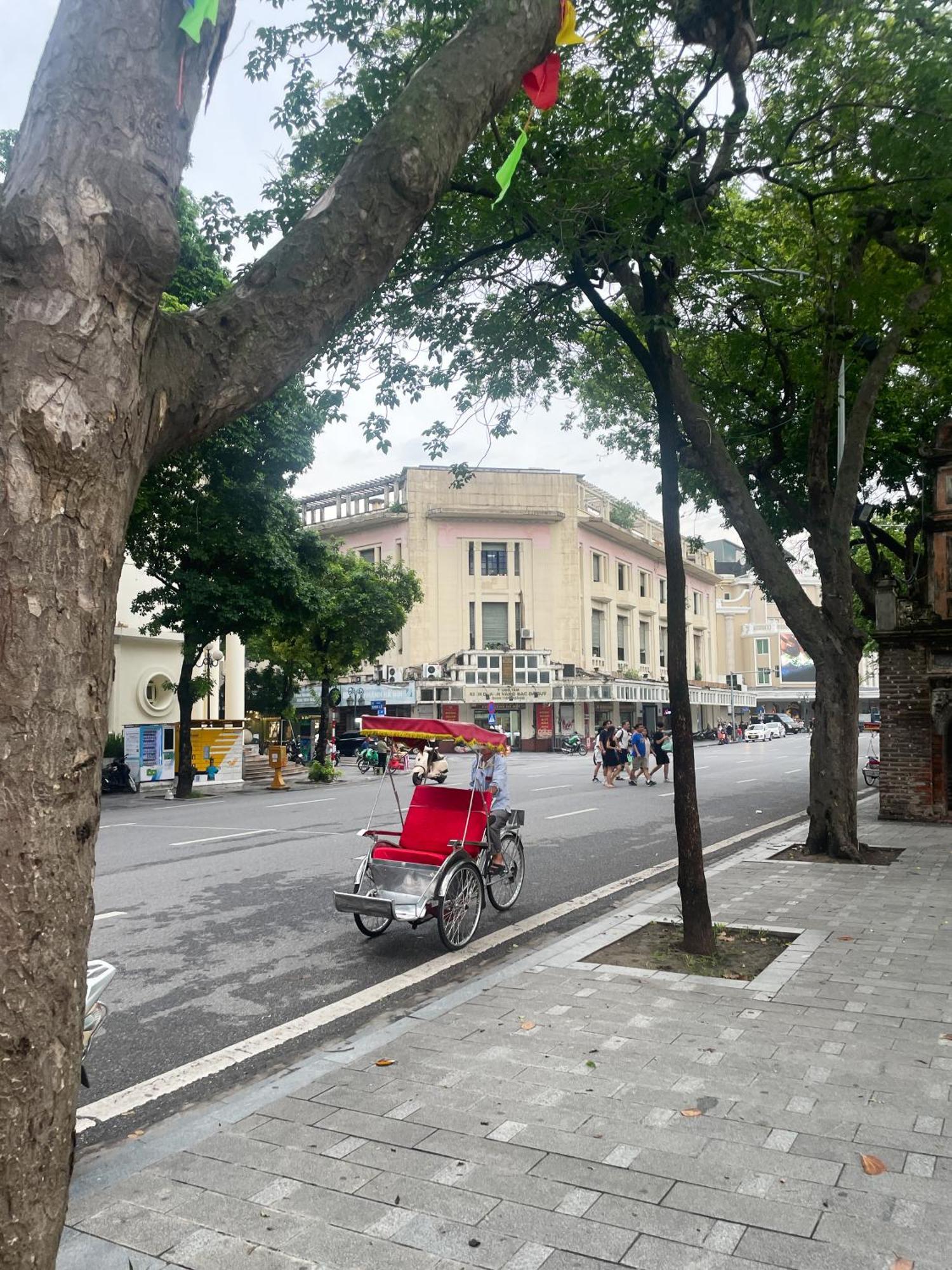 Joy Homestay Hanoi Buitenkant foto